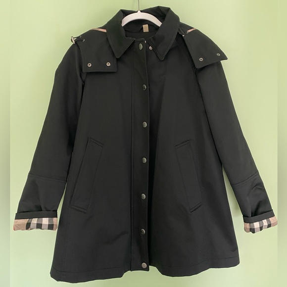 Size 8 Burberry Brit Black Trench Coat with Detachable Hood - Picture 1 of 8